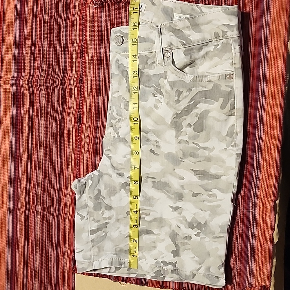 Code Bleu shorts - Picture 6 of 6